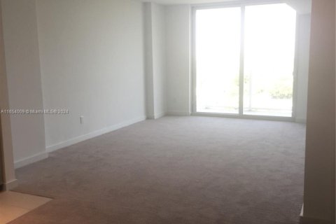 Купить кондоминиум в Майами, Флорида 1 спальня, 60.2м2, № 2035050 - фото 15