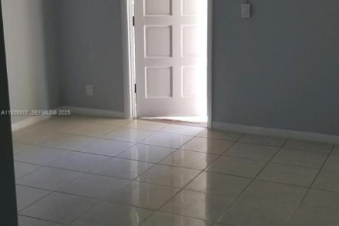 Condo in Fort Lauderdale, Florida, 1 bedroom № 1987606 - photo 3