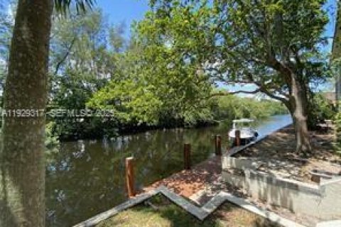 Condo in Fort Lauderdale, Florida, 1 bedroom № 1987606 - photo 2