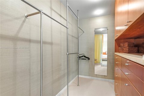 Купить кондоминиум в Авентура, Флорида 2 спальни, 176.61м2, № 1861982 - фото 17