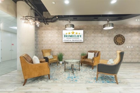 Propiedad comercial en alquiler en Tampa, Florida, 69148.55 m2 № 1533439 - foto 8