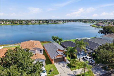 Villa ou maison à louer à Wesley Chapel, Floride: 3 chambres, 120.77 m2 № 2321090 - photo 4