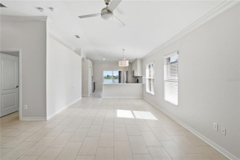Villa ou maison à louer à Wesley Chapel, Floride: 3 chambres, 120.77 m2 № 2321090 - photo 5