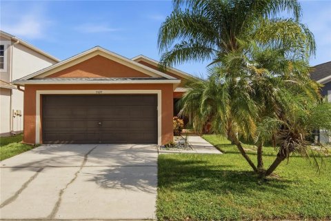 Villa ou maison à Wesley Chapel, Floride 3 chambres, 120.77 m2 № 2321090