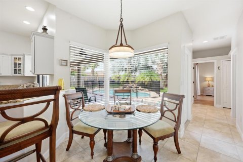 House in Port St. Lucie, Florida 3 bedrooms, 192.87 sq.m. № 2191095 - photo 20