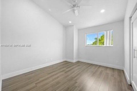 Купить кондоминиум в Окленд-Парк, Флорида 2 спальни, 101.82м2, № 1992937 - фото 8