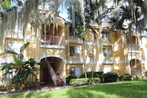 Condo in Oakland Park, Florida, 1 bedroom  № 1966216