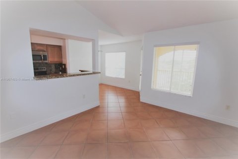 Condo in Oakland Park, Florida, 1 bedroom  № 1966216 - photo 5