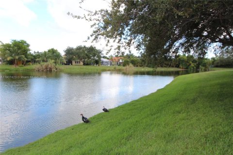 Condo in Oakland Park, Florida, 1 bedroom  № 1966216 - photo 10