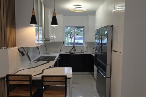 Villa ou maison à Miami, Floride 3 chambres, 120.77 m2 № 2387143