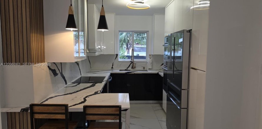 Villa ou maison à Miami, Floride 3 chambres, 120.77 m2 № 2387143