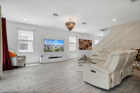 Casa en alquiler en Sanford, Florida, 4 dormitorios, 267.84 m2 № 1788095 - foto 4