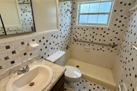 Apartment in Leesburg, Florida 2 bedrooms, 74.32 sq.m. № 2132270 - photo 4