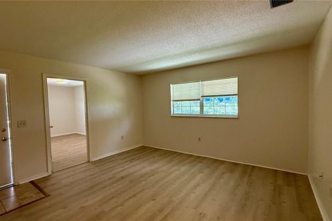 Apartment in Leesburg, Florida 2 bedrooms, 74.32 sq.m. № 2132270 - photo 6