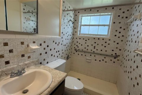 Apartment in Leesburg, Florida 2 bedrooms, 74.32 sq.m. № 2132270 - photo 3