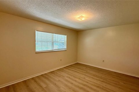 Apartment in Leesburg, Florida 2 bedrooms, 74.32 sq.m. № 2132270 - photo 7