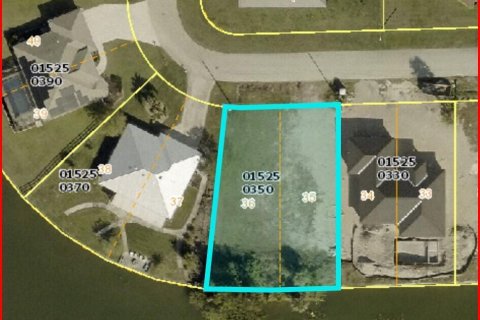 Commercial property in Cape Coral, Florida № 2252230 - photo 5