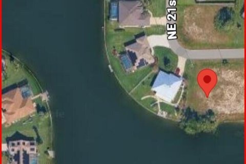 Commercial property in Cape Coral, Florida № 2252230 - photo 4