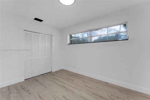 Купить виллу или дом в Майами, Флорида 3 спальни, 126.44м2, № 1745916 - фото 11