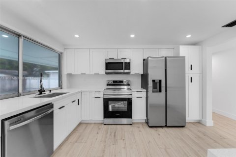 Купить виллу или дом в Майами, Флорида 3 спальни, 126.44м2, № 1745916 - фото 8