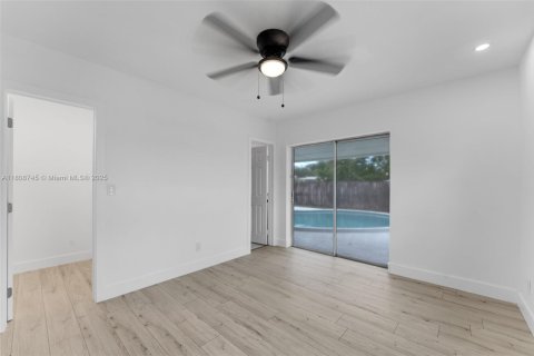 Villa ou maison à vendre à Miami, Floride: 3 chambres, 126.44 m2 № 1745916 - photo 17