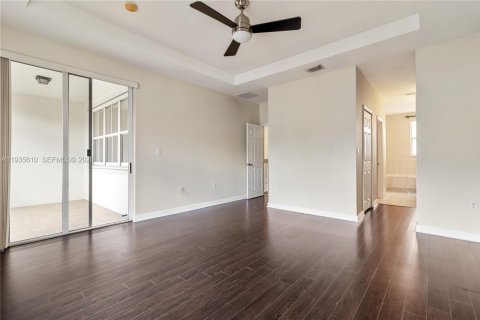 Villa ou maison à louer à Doral, Floride: 4 chambres, 208.94 m2 № 1993743 - photo 25