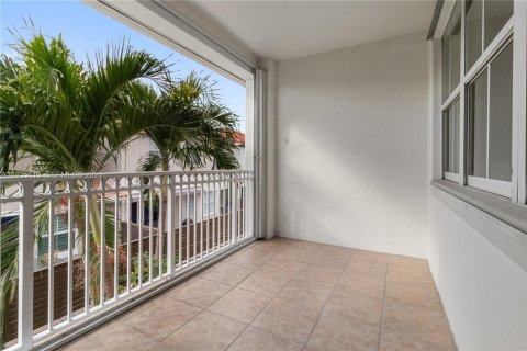 Villa ou maison à louer à Doral, Floride: 4 chambres, 208.94 m2 № 1993743 - photo 27