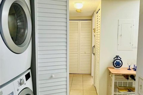 Купить кондоминиум в Порт-Шарлотт, Флорида 5 комнат, 64.01м2, № 1568411 - фото 8