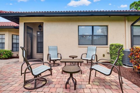 House in Venice, Florida 2 bedrooms, 142.33 sq.m. № 1830048 - photo 26