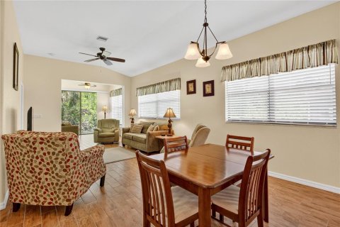 House in Venice, Florida 2 bedrooms, 142.33 sq.m. № 1830048 - photo 9