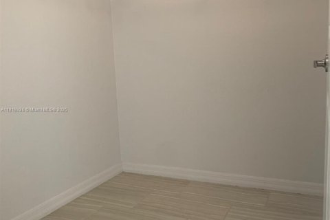 Apartamento en alquiler en Fort Lauderdale, Florida, 1 dormitorio, 66.52 m2 № 1779874 - foto 9