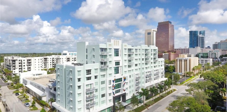 Apartamento en Fort Lauderdale, Florida 1 dormitorio, 66.52 m2 № 1779874