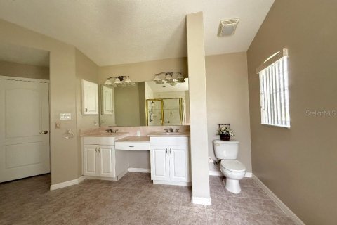 House in Ocala, Florida 3 bedrooms, 207.54 sq.m. № 1911345 - photo 23