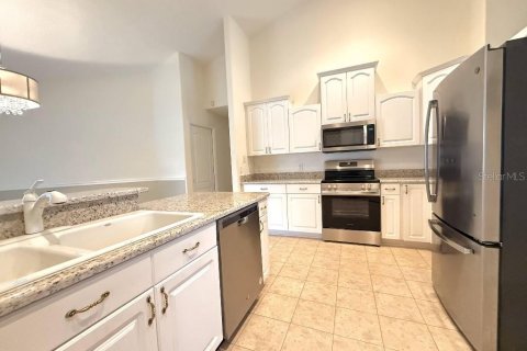 House in Ocala, Florida 3 bedrooms, 207.54 sq.m. № 1911345 - photo 10