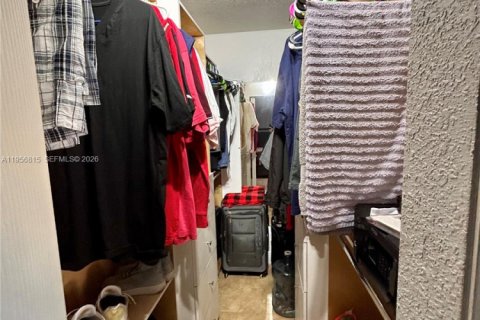 Casa en venta en North Lauderdale, Florida, 2 dormitorios, 92.25 m2 № 2010697 - foto 15