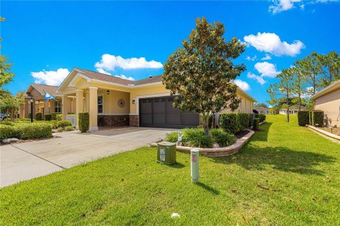 House in Ocala, Florida 2 bedrooms, 164.62 sq.m. № 1690089 - photo 3
