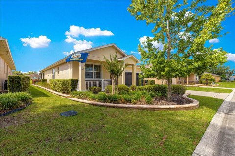 House in Ocala, Florida 2 bedrooms, 164.62 sq.m. № 1690089 - photo 5