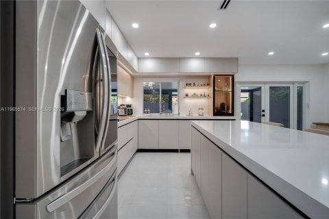 Купить виллу или дом в Майами, Флорида 4 спальни, 162.67м2, № 2047870 - фото 14