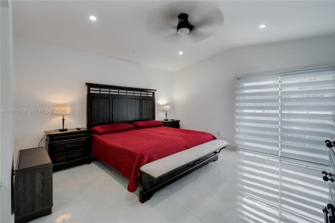 Купить виллу или дом в Майами, Флорида 4 спальни, 162.67м2, № 2047870 - фото 18