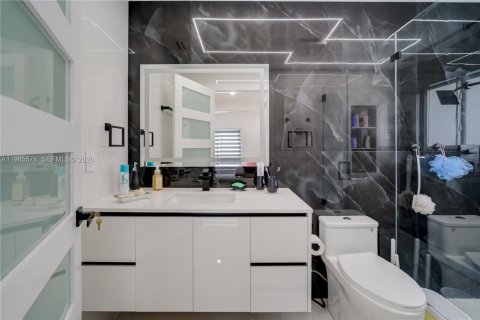 Купить виллу или дом в Майами, Флорида 4 спальни, 162.67м2, № 2047870 - фото 21