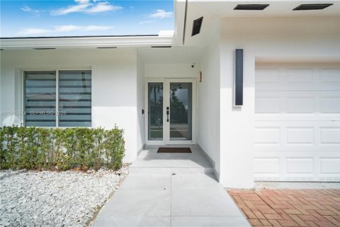 Купить виллу или дом в Майами, Флорида 4 спальни, 162.67м2, № 2047870 - фото 6