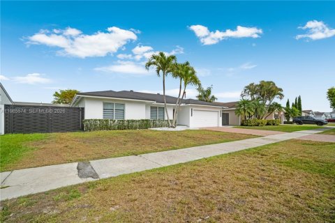 Купить виллу или дом в Майами, Флорида 4 спальни, 162.67м2, № 2047870 - фото 4