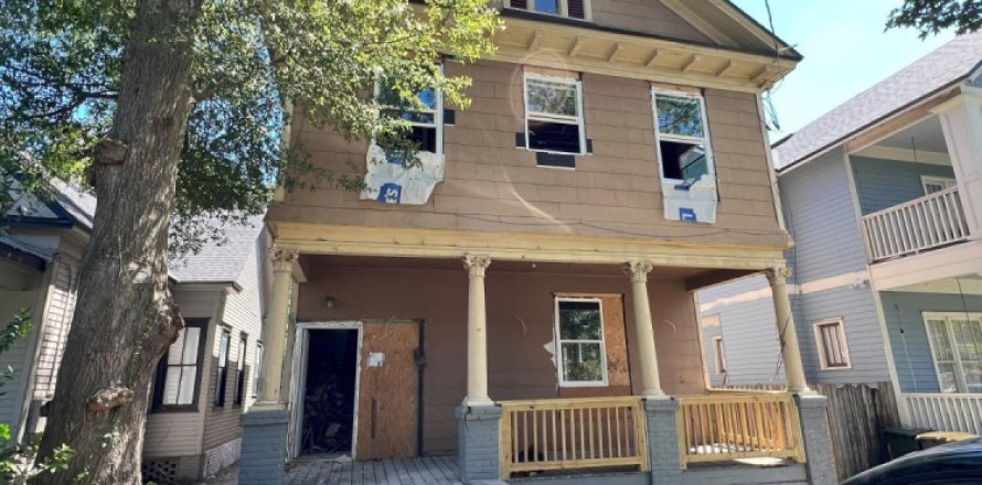 House in Jacksonville, Florida 5 bedrooms, 255.48 sq.m. № 863071