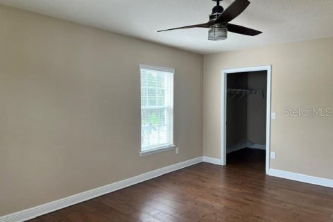 Townhouse in Lakeland, Florida 2 bedrooms, 195.09 sq.m. № 2219469 - photo 10