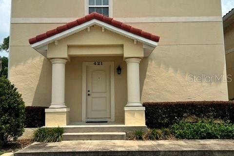 Townhouse in Lakeland, Florida 2 bedrooms, 195.09 sq.m. № 2219469