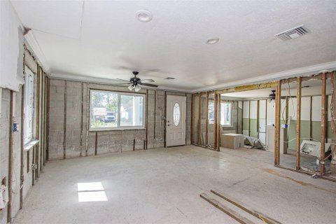 Casa en venta en Saint Petersburg, Florida, 3 dormitorios, 142.14 m2 № 1888465 - foto 5