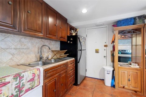 Copropriété à vendre à North Miami Beach, Floride: 2 chambres, 109.44 m2 № 2154306 - photo 20