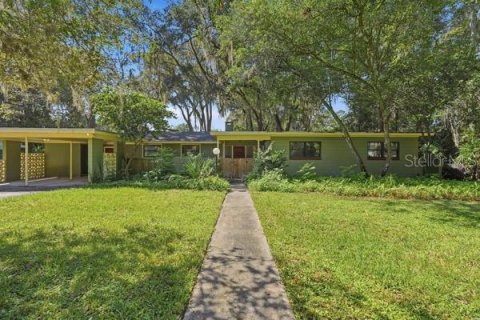 Villa ou maison à Gainesville, Floride 4 chambres, 245.82 m2 № 2369237