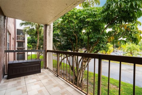 Copropriété à vendre à Davie, Floride: 2 chambres, 105.44 m2 № 2001247 - photo 24