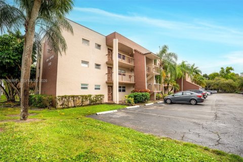 Copropriété à vendre à Davie, Floride: 2 chambres, 105.44 m2 № 2001247 - photo 29